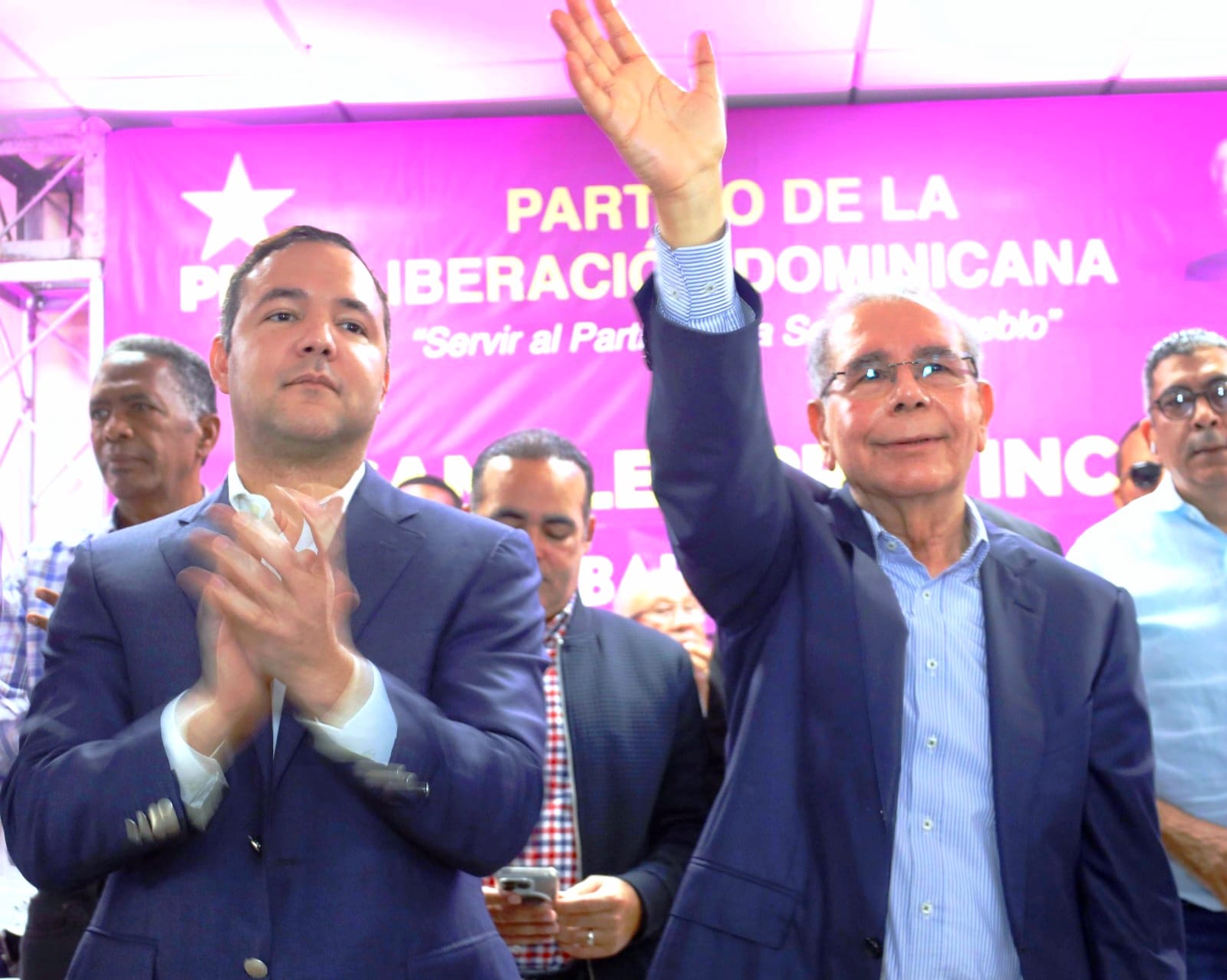 Vanguardia del Pueblo - Órgano de difusión oficial del Partido de la ...